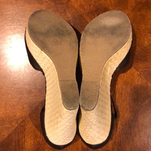 Steve Madden P Valour Satin Ruffle Wedges Size 8.5 - Picture 5 of 6